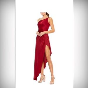 NWT!! Perfect Holiday Mac Duggal One-Shoulder Satin Red Dress, size XS.